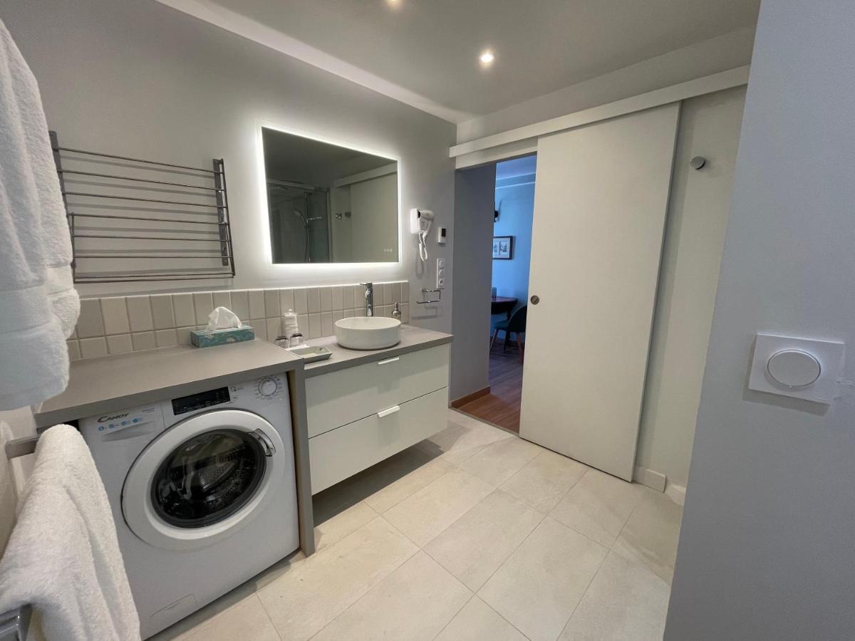 Appartement Mignon Calme Douillet Ascenseur Clim Etage Eleve Proche Parking Et Toutes Commodites Au Coeur Du Toulon Historique Exterior foto