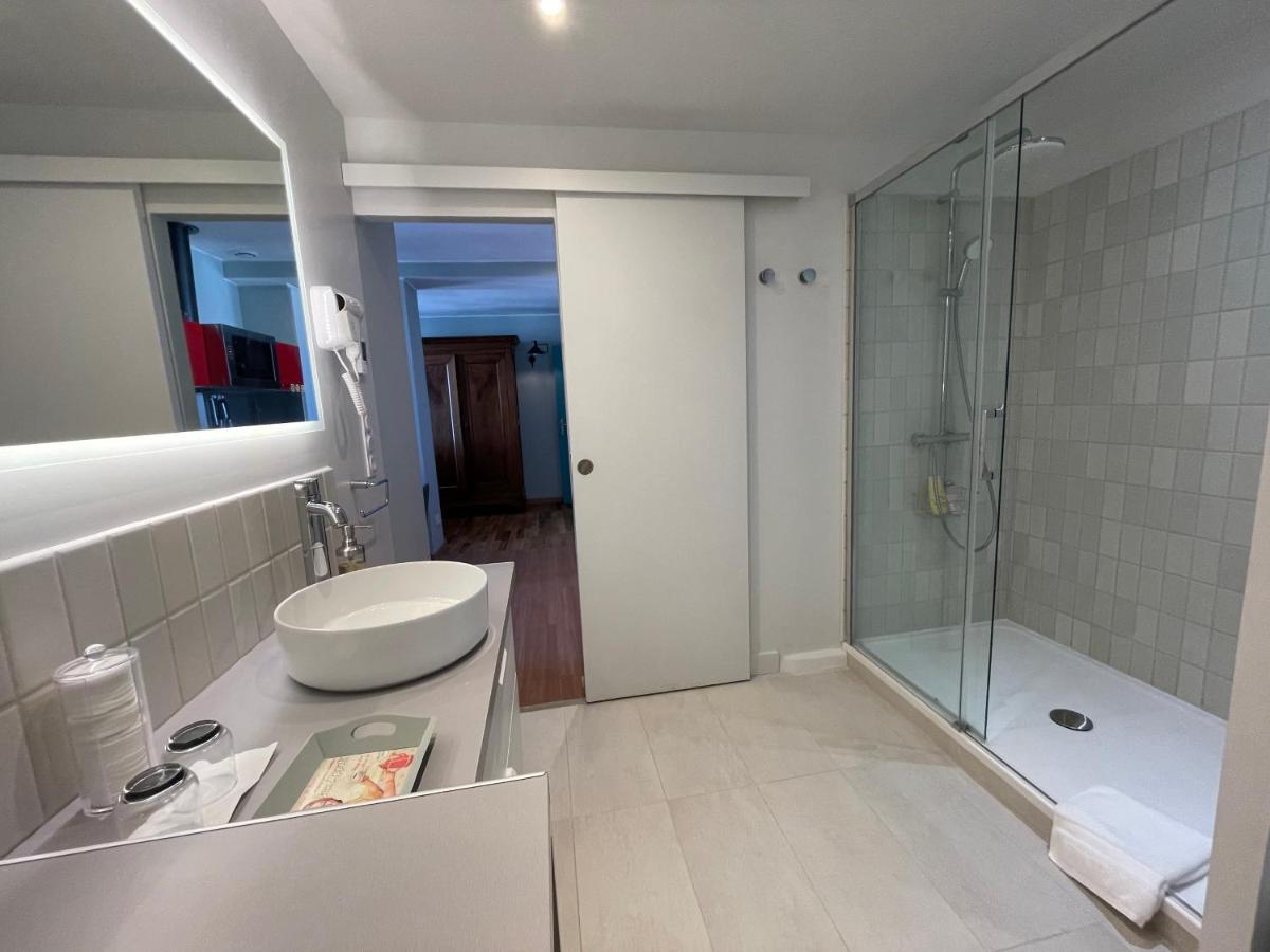 Appartement Mignon Calme Douillet Ascenseur Clim Etage Eleve Proche Parking Et Toutes Commodites Au Coeur Du Toulon Historique Exterior foto