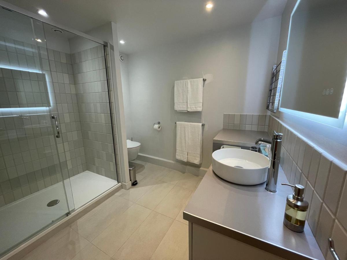 Appartement Mignon Calme Douillet Ascenseur Clim Etage Eleve Proche Parking Et Toutes Commodites Au Coeur Du Toulon Historique Exterior foto