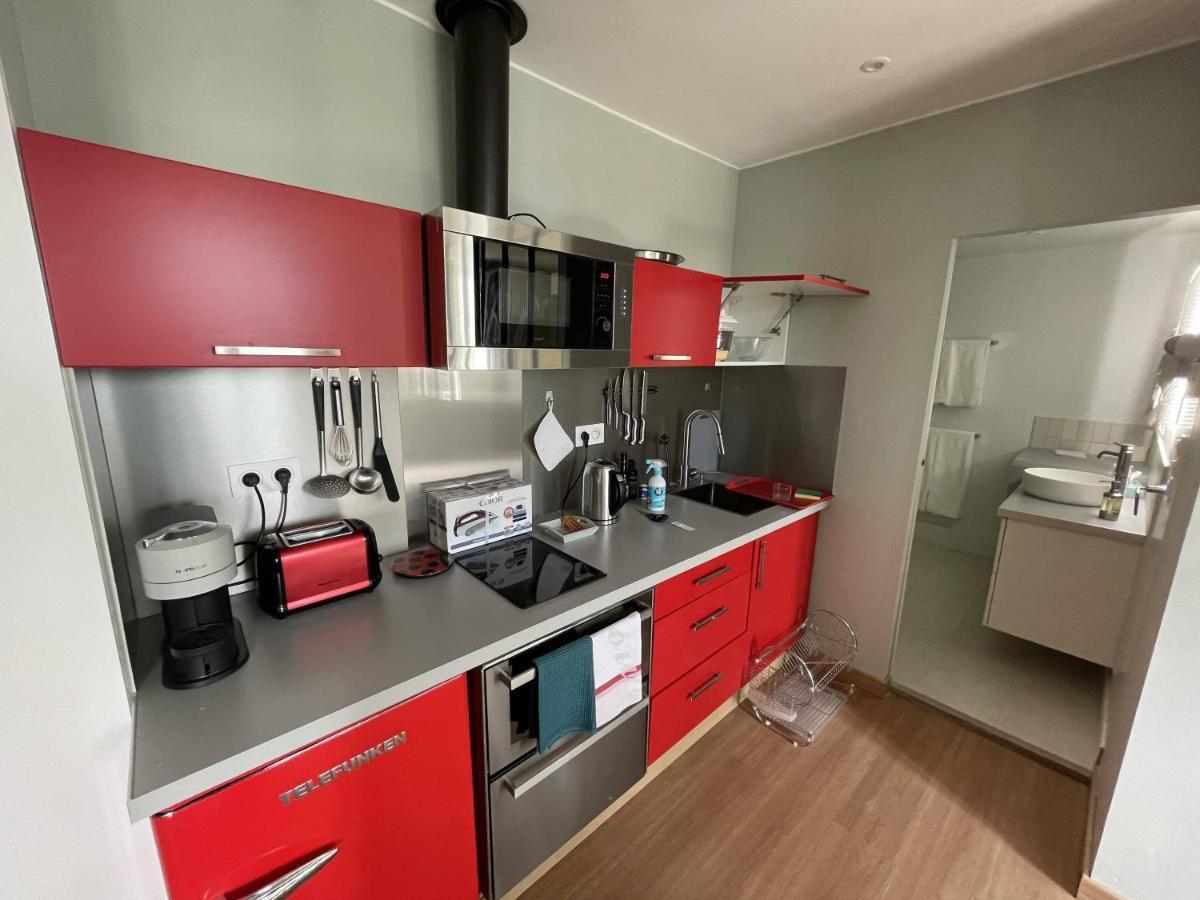 Appartement Mignon Calme Douillet Ascenseur Clim Etage Eleve Proche Parking Et Toutes Commodites Au Coeur Du Toulon Historique Exterior foto