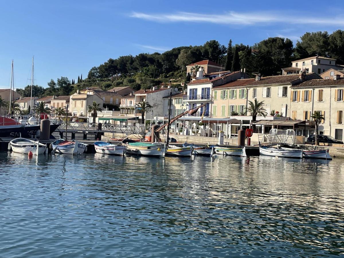 Appartement Mignon Calme Douillet Ascenseur Clim Etage Eleve Proche Parking Et Toutes Commodites Au Coeur Du Toulon Historique Exterior foto