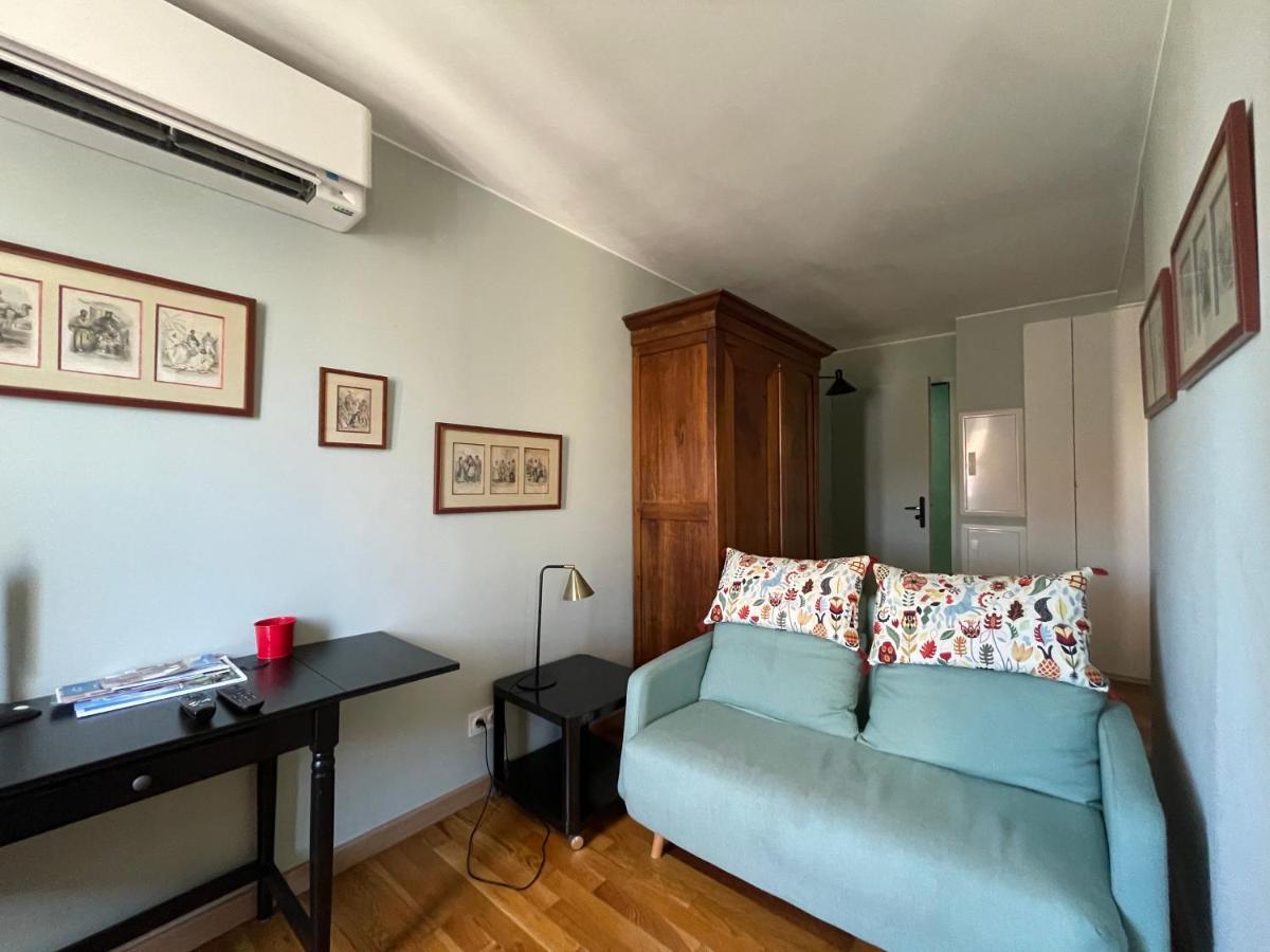 Appartement Mignon Calme Douillet Ascenseur Clim Etage Eleve Proche Parking Et Toutes Commodites Au Coeur Du Toulon Historique Exterior foto