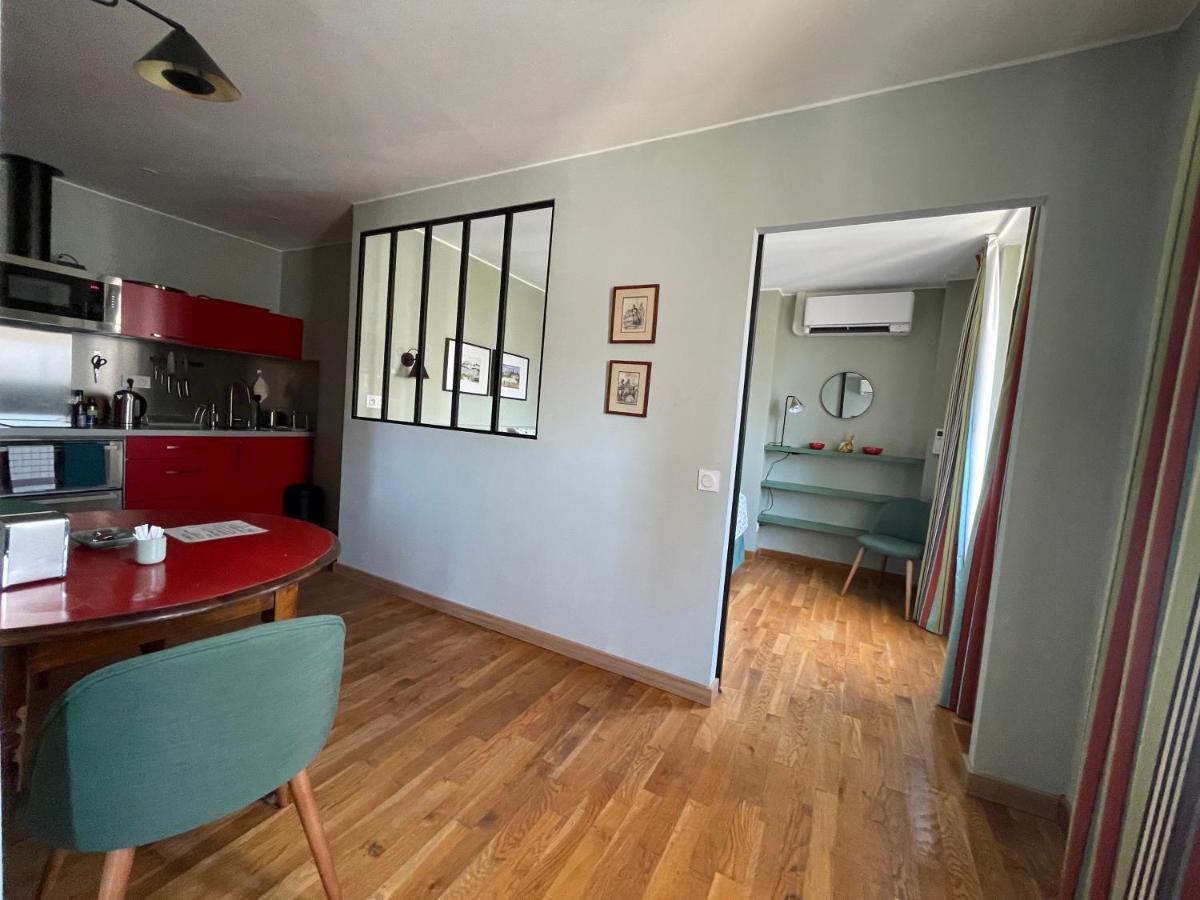 Appartement Mignon Calme Douillet Ascenseur Clim Etage Eleve Proche Parking Et Toutes Commodites Au Coeur Du Toulon Historique Exterior foto